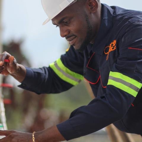 11 sites pompage solaires : Meyomessala